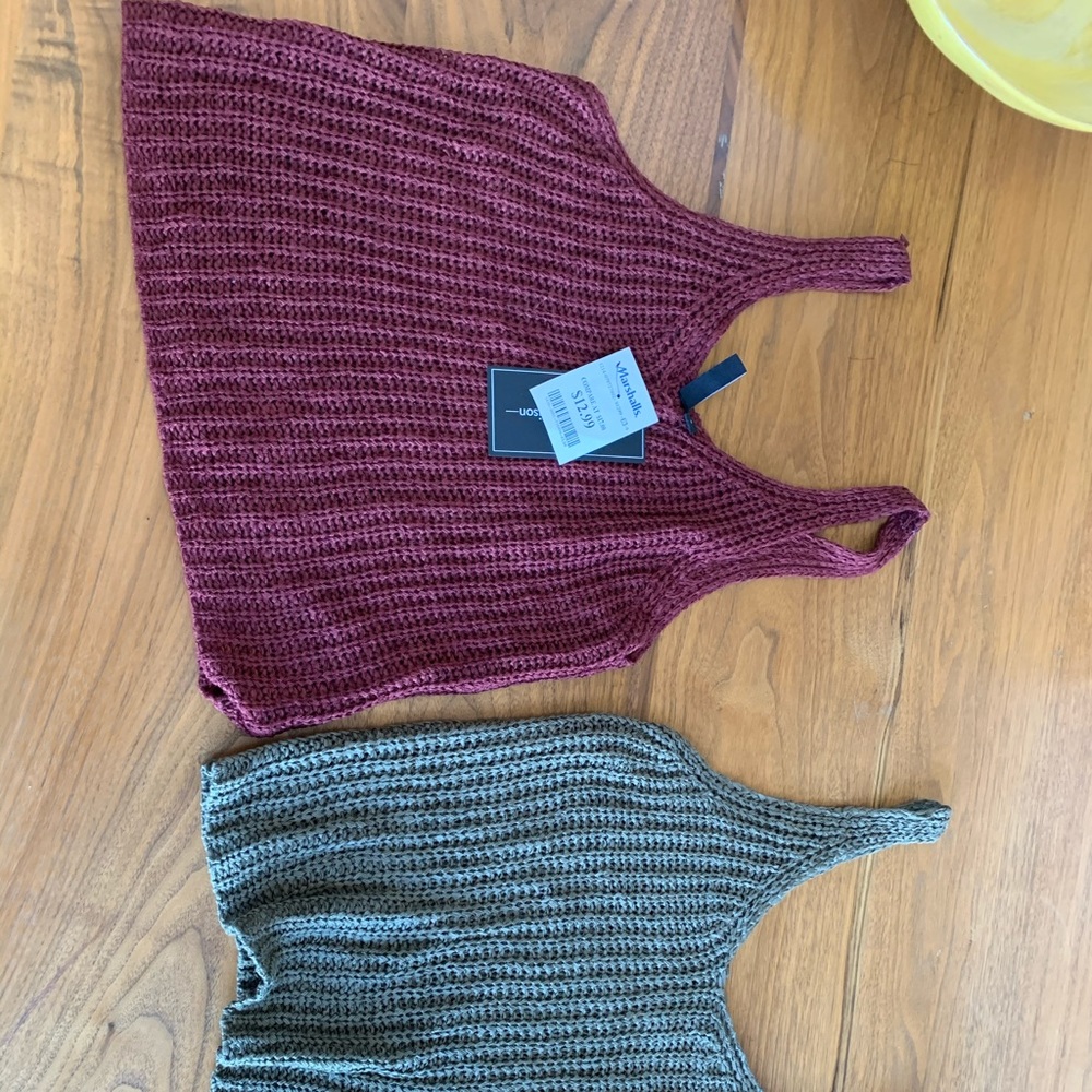 Crop sweater - Picture 2 of 8